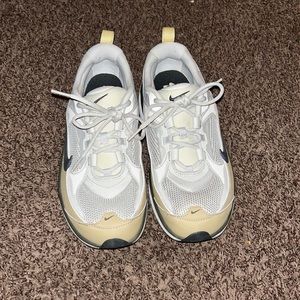 Nike Max Bliss sneaker